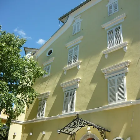 Hostel Hi