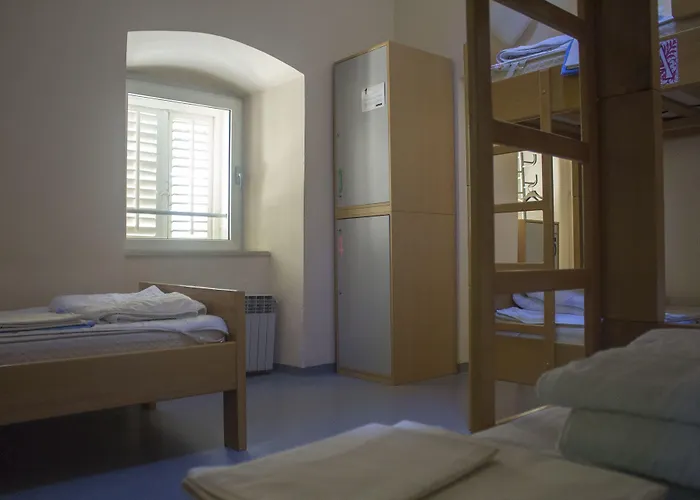 Hostel Hi