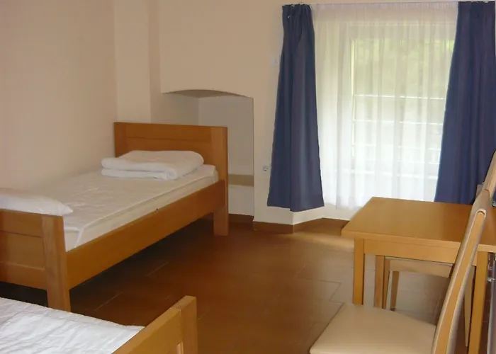 Hi Hostel *