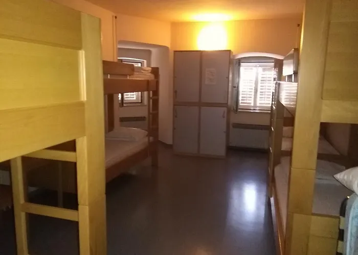 Hostel Hi *